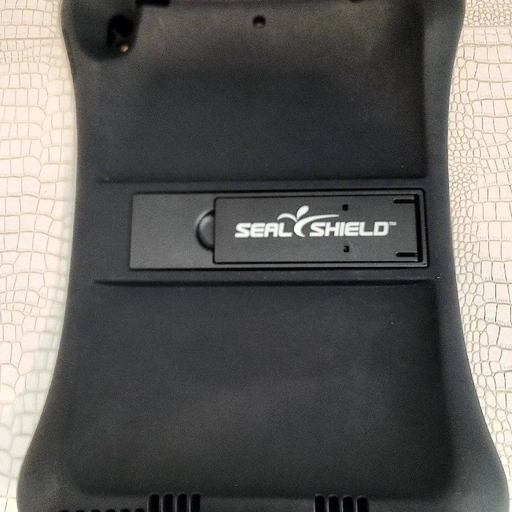 Very hard to find a New w/o box it came in Seal Shield I-Pad Silicon Bumper Case